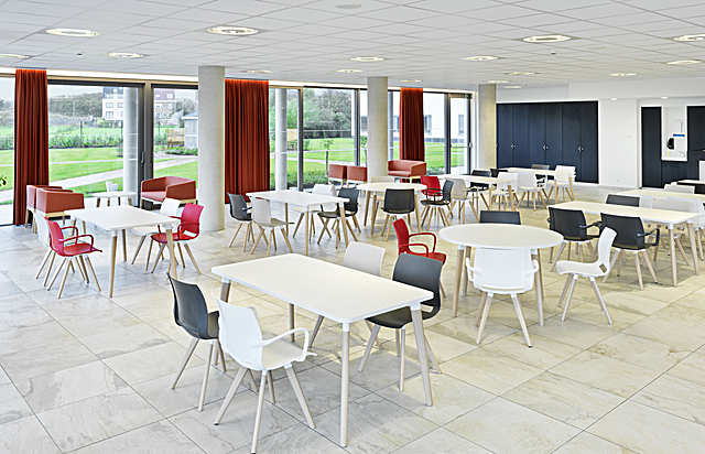 UNIVERSO FRAME CHAIR 4L LWM P, UNIVERSO FRAME CHAIR 4L LWM P, SAN SIRO MEETING TABLE LWM, SAN SIRO MEETING TABLE LWM RD, SAN SIRO TABLE LWM RD, WZC De Ril, Middelkerke, Belgium