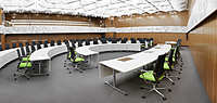 SAO PAULO SWIVEL CHAIR UPH LIGHT, SAN SIRO MEETING TABLE T-LEG TF RC 2, Ratssaal der Stadt Gtersloh, Deutschland