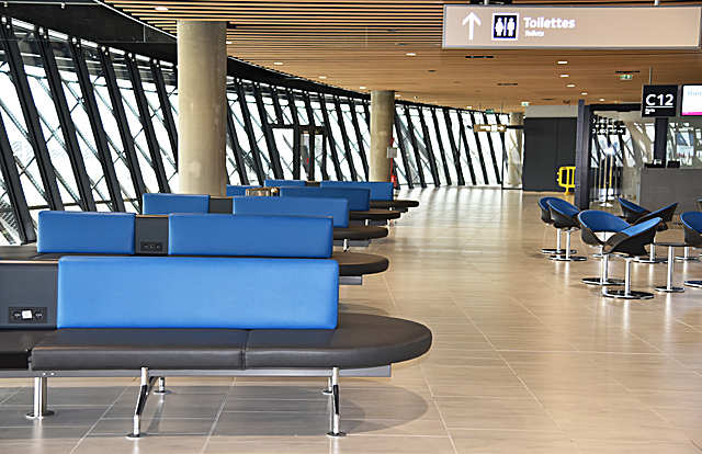 Terminal soft seating, Volpino, Lyon-Saint-Exupry Airport, France