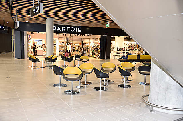 Terminal soft seating, Volpino, Lyon-Saint-Exupry Airport, France